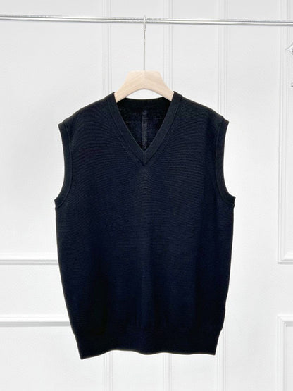 Merino V Neck Black Vest